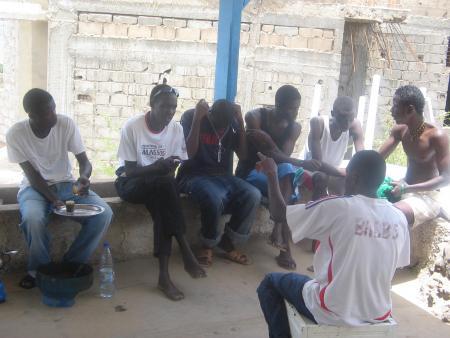 af�rou mak, nak, t�k zeum di ko lakk mouye kheume